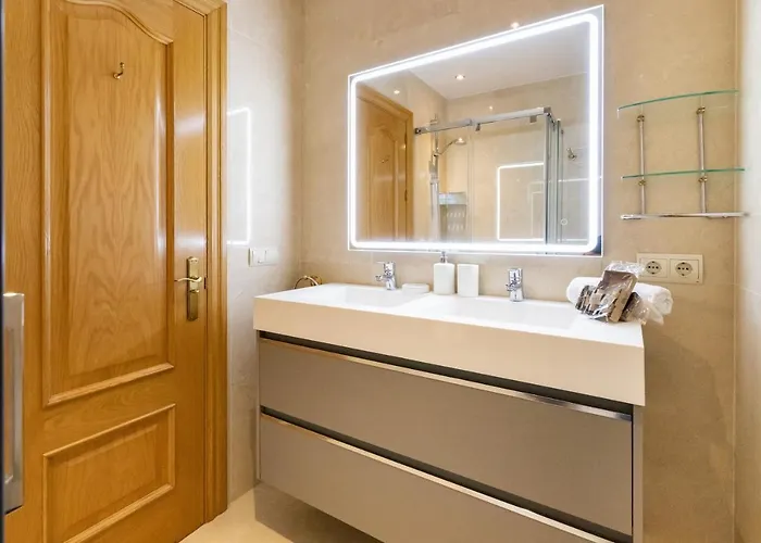 Mar De Alborán Center Sea View *